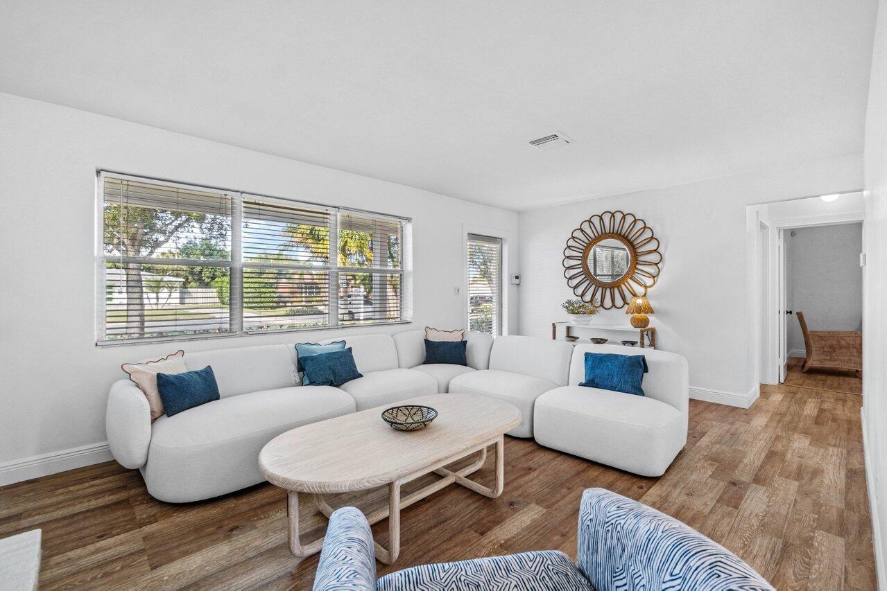 240 Forest Hill Boulevard