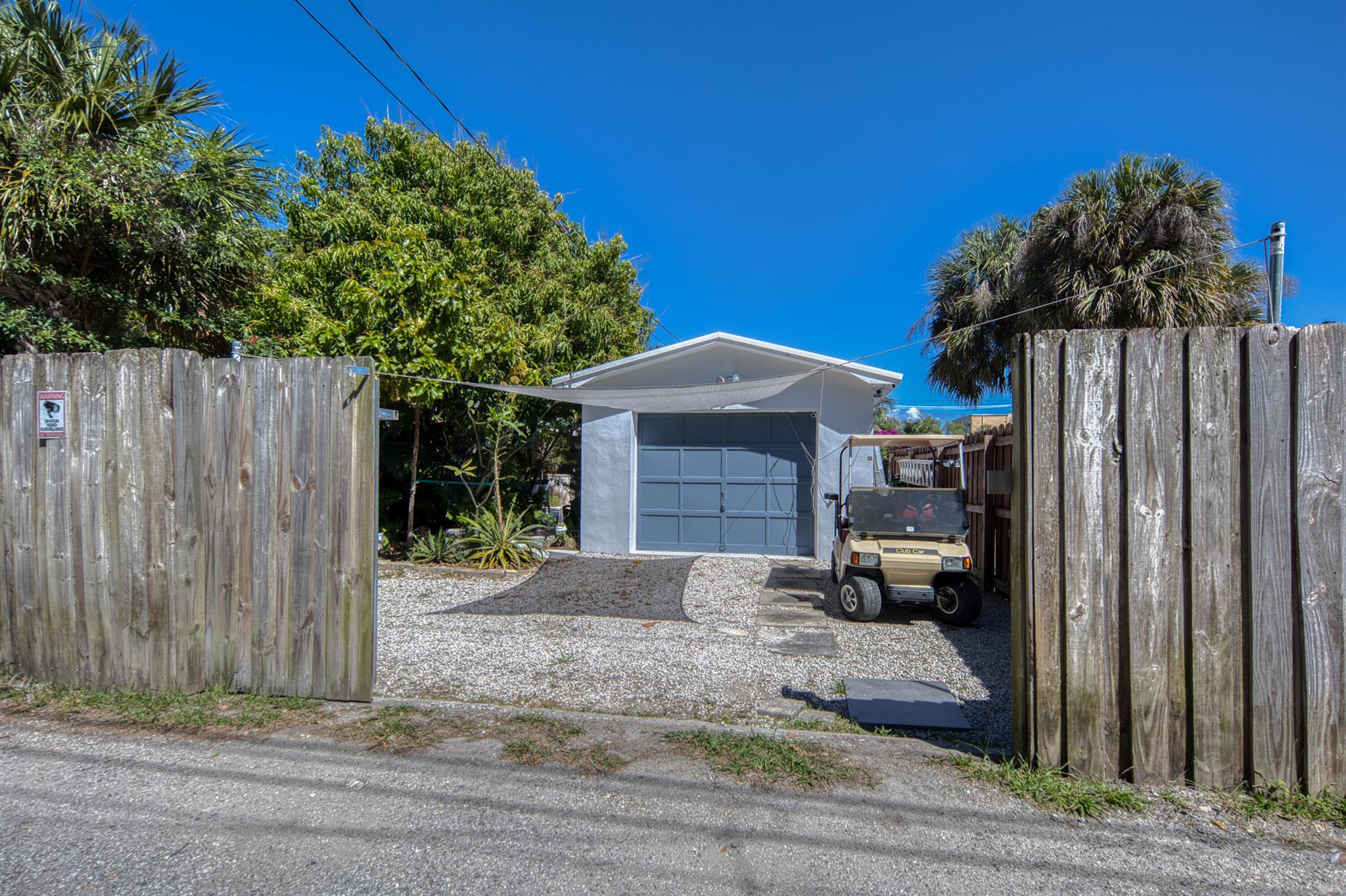 219 S L Street
