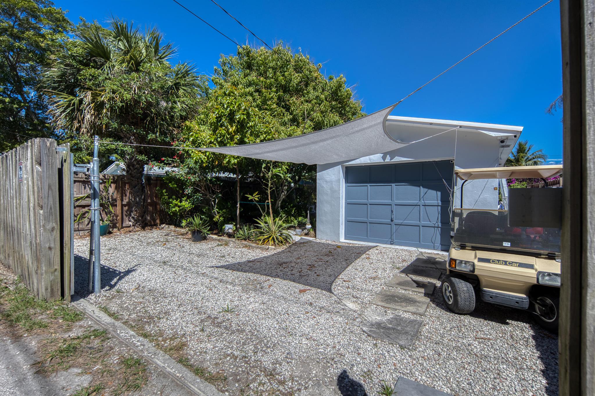 219 S L Street