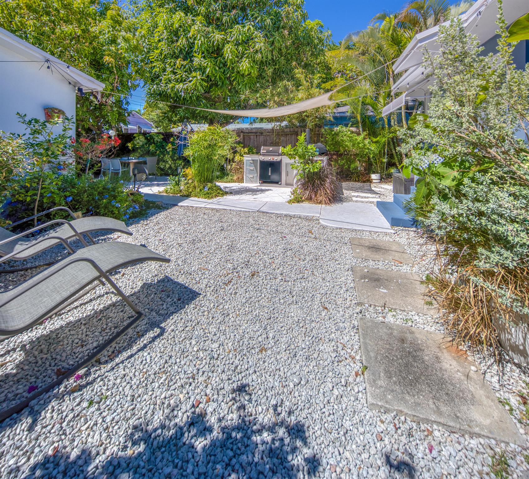 219 S L Street