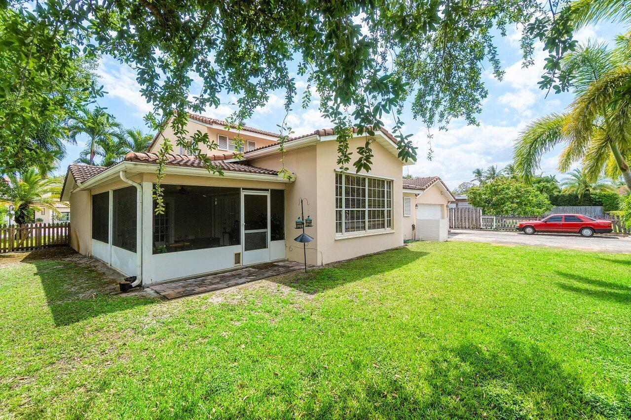 255 Russlyn Drive
