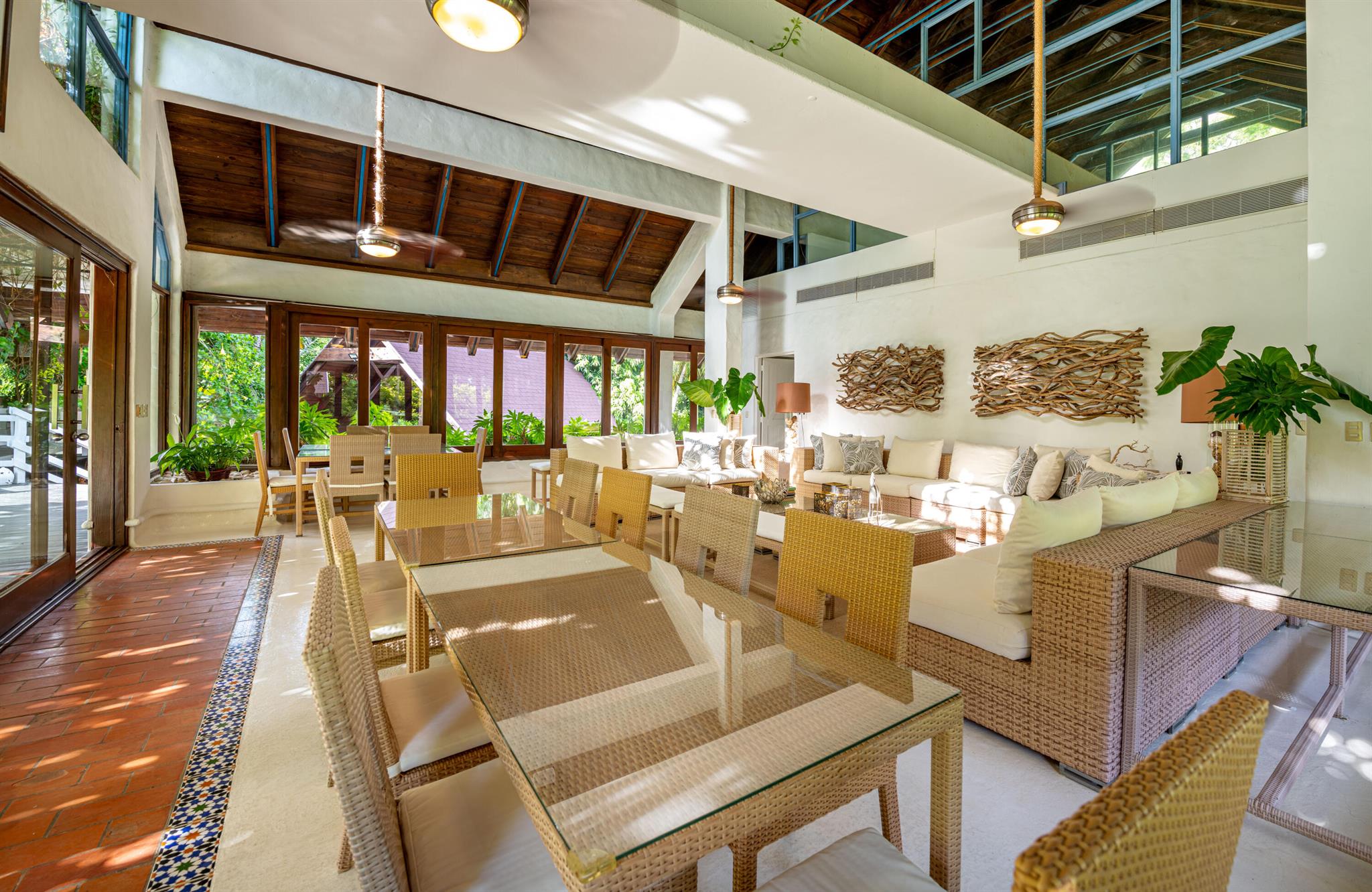 12 Bahia Minitas