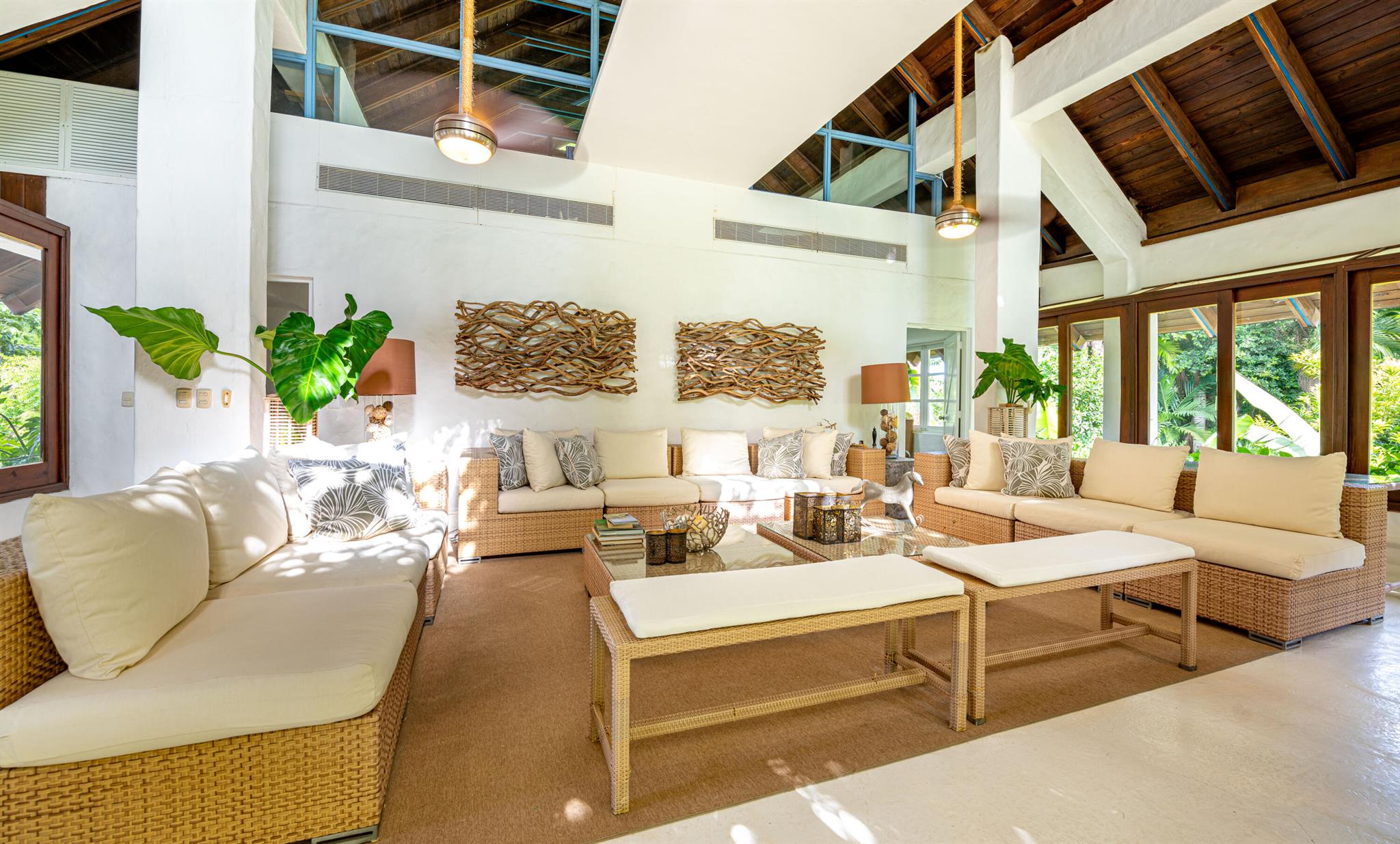 12 Bahia Minitas