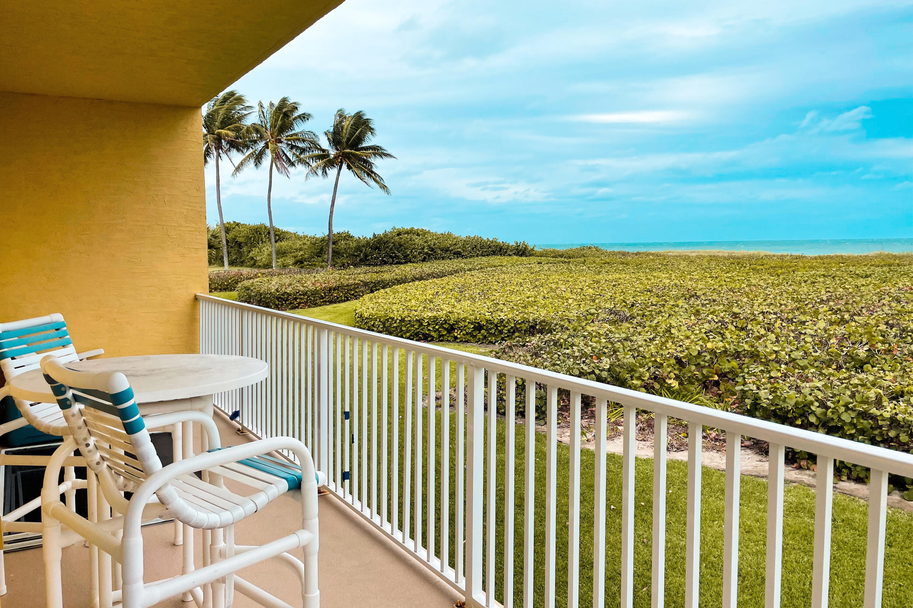 1550 S Ocean Drive 19