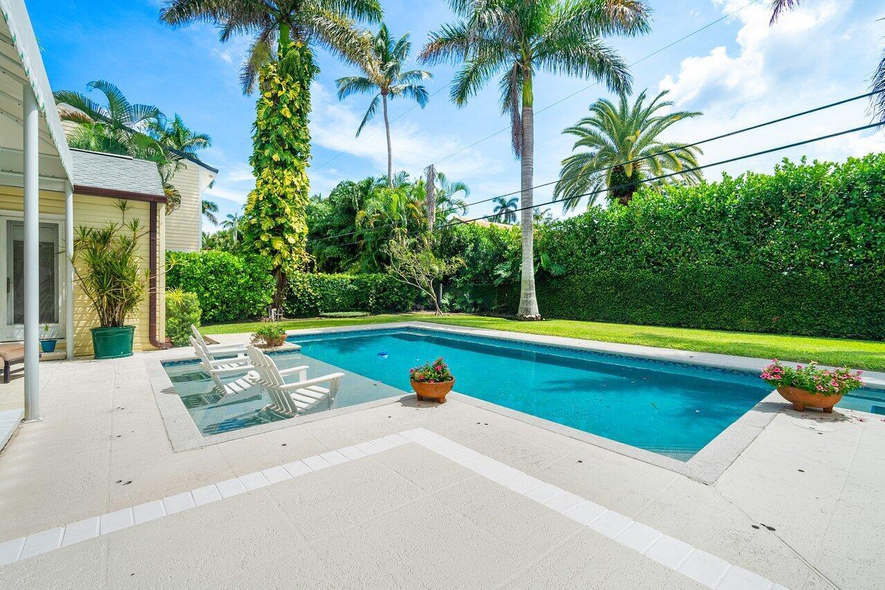 240 Miraflores Drive