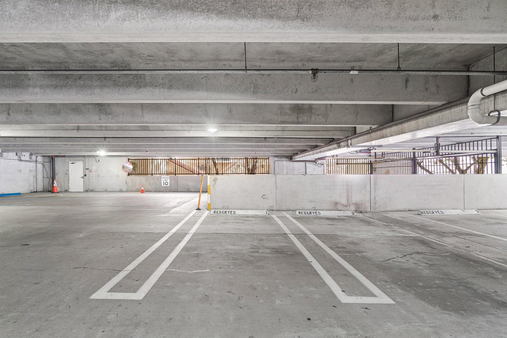 630 S Sapodilla Avenue 123