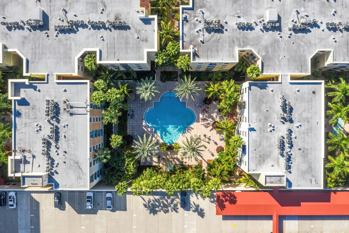 630 S Sapodilla Avenue 123