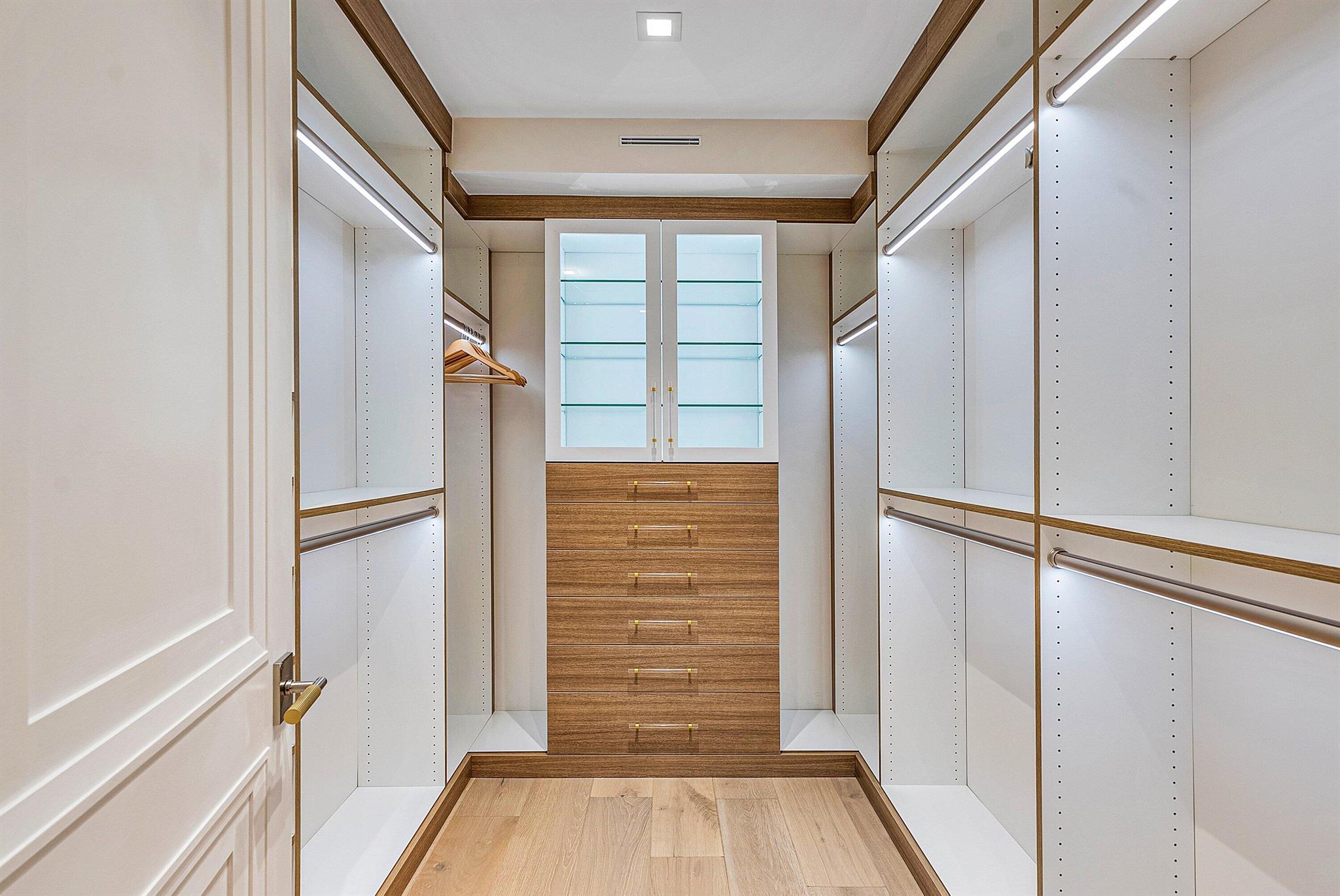 2000 S Ocean Boulevard 503s