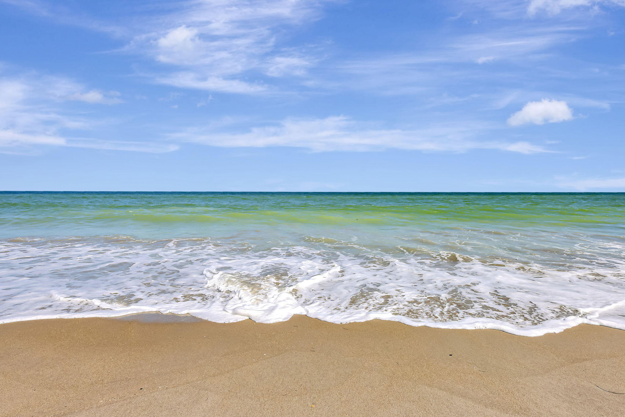 1550 S Ocean Drive D-19