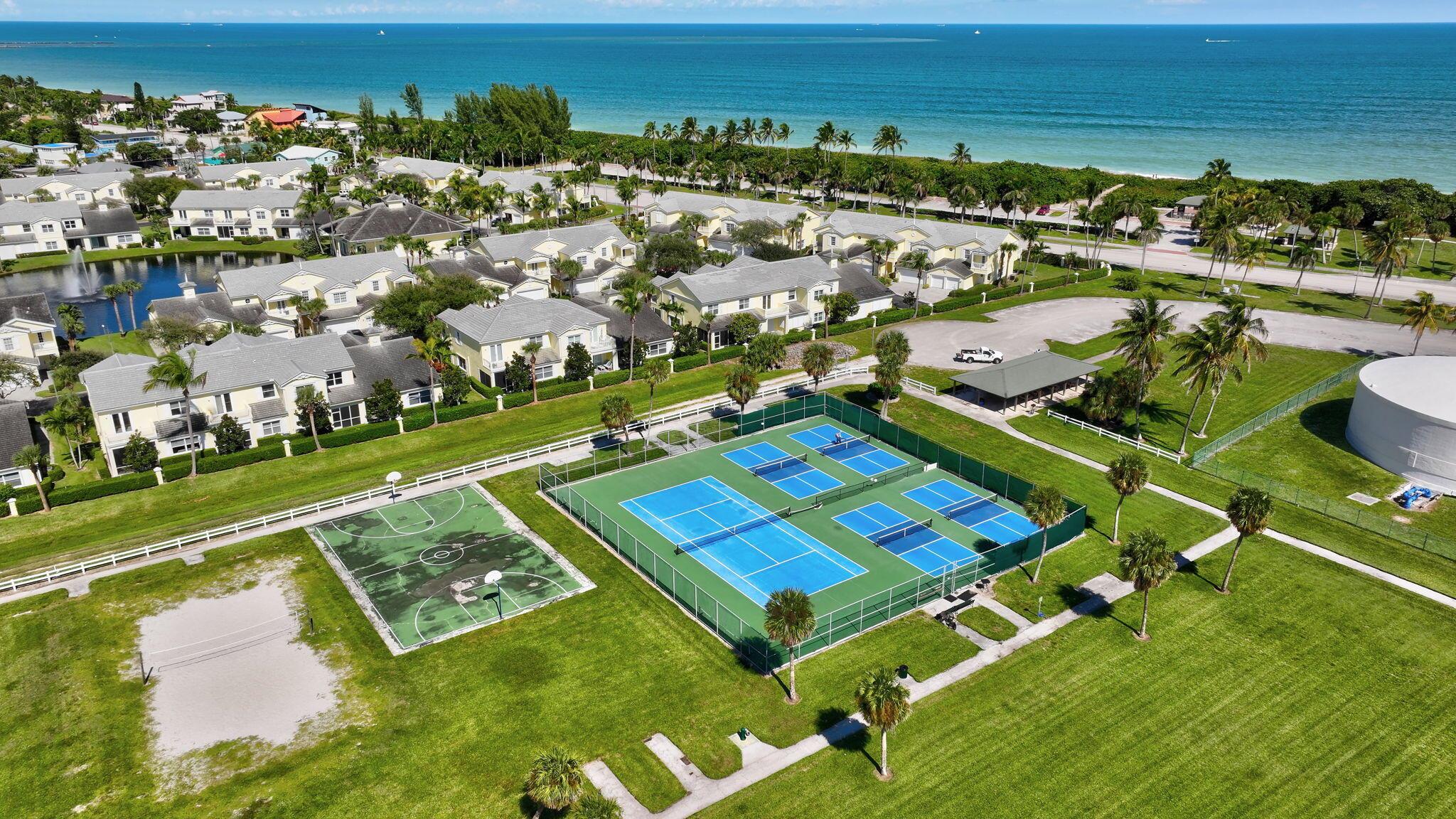 1550 S Ocean Drive D-19