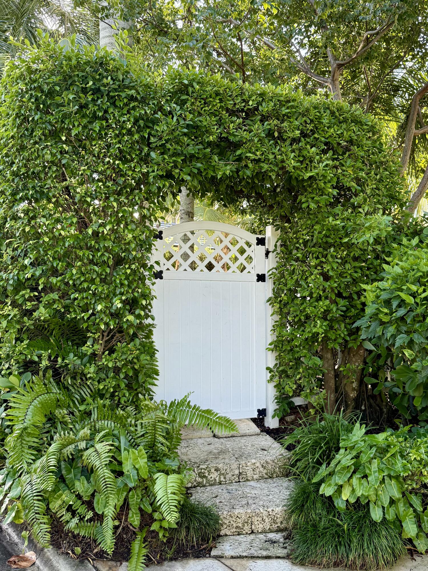 222 Miraflores Drive