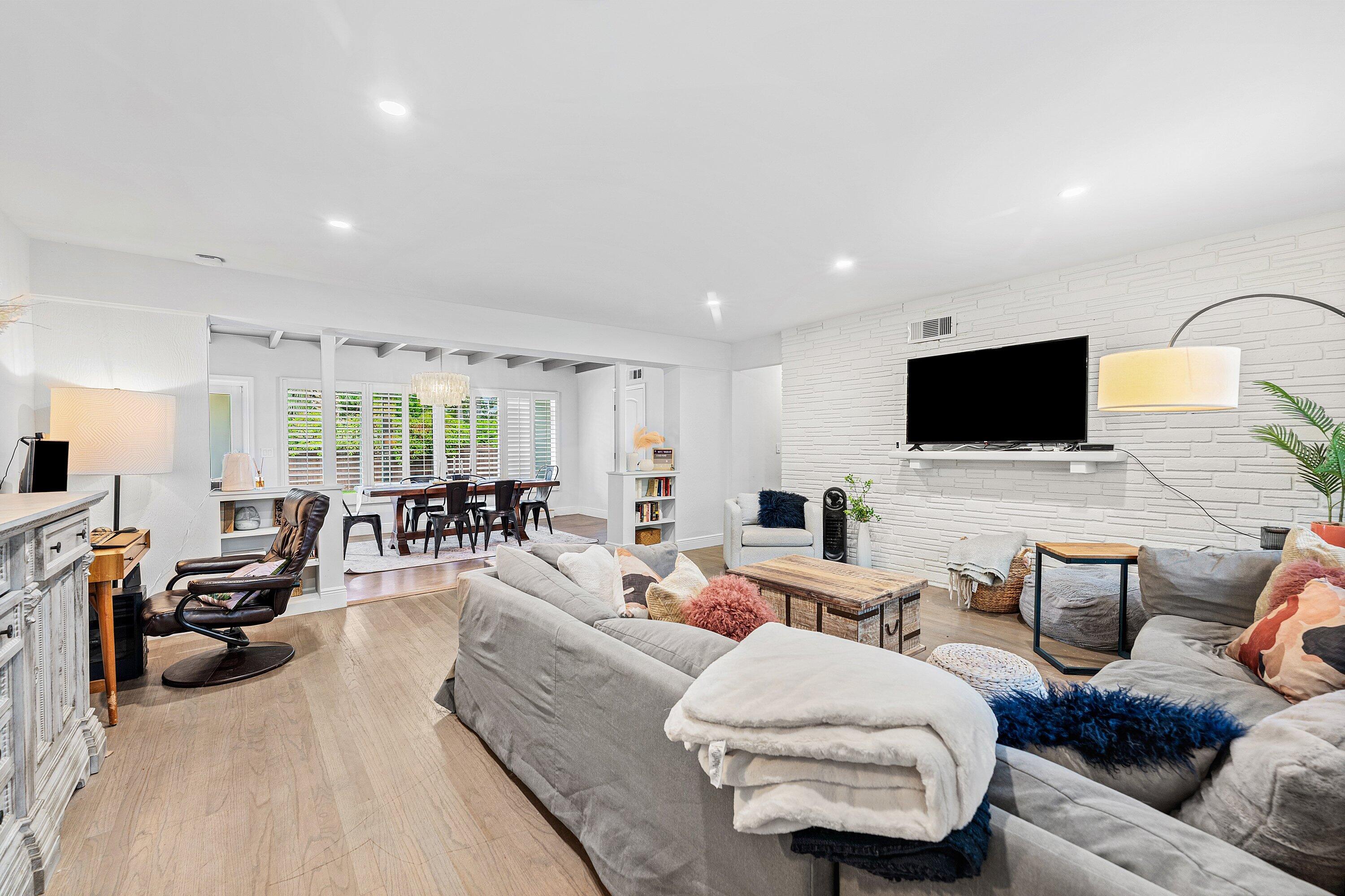 162 Vassar Drive