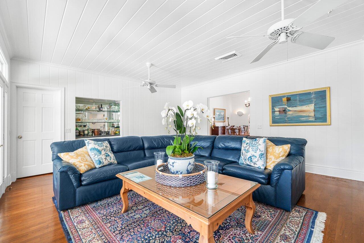 240 Miraflores Drive