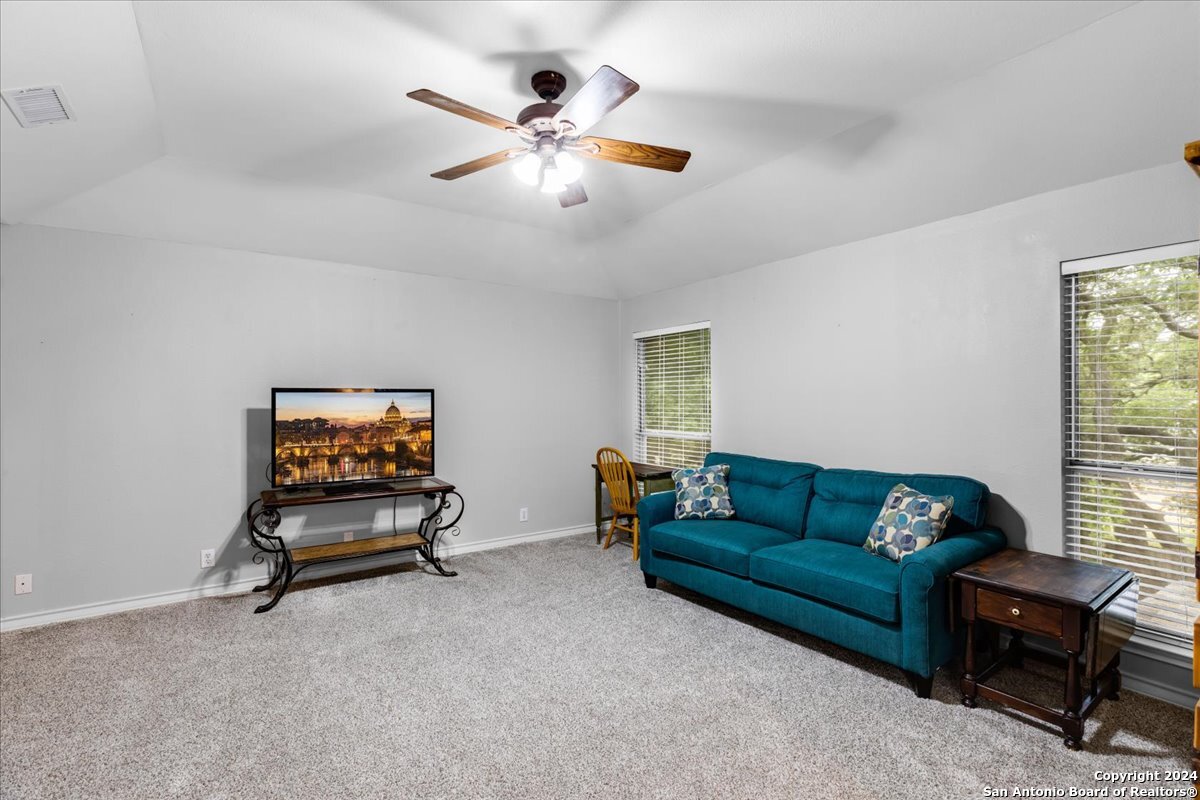 220 BRUSH TRAIL BND
