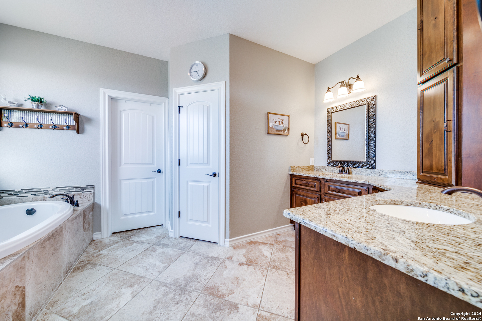 207 Siena Woods