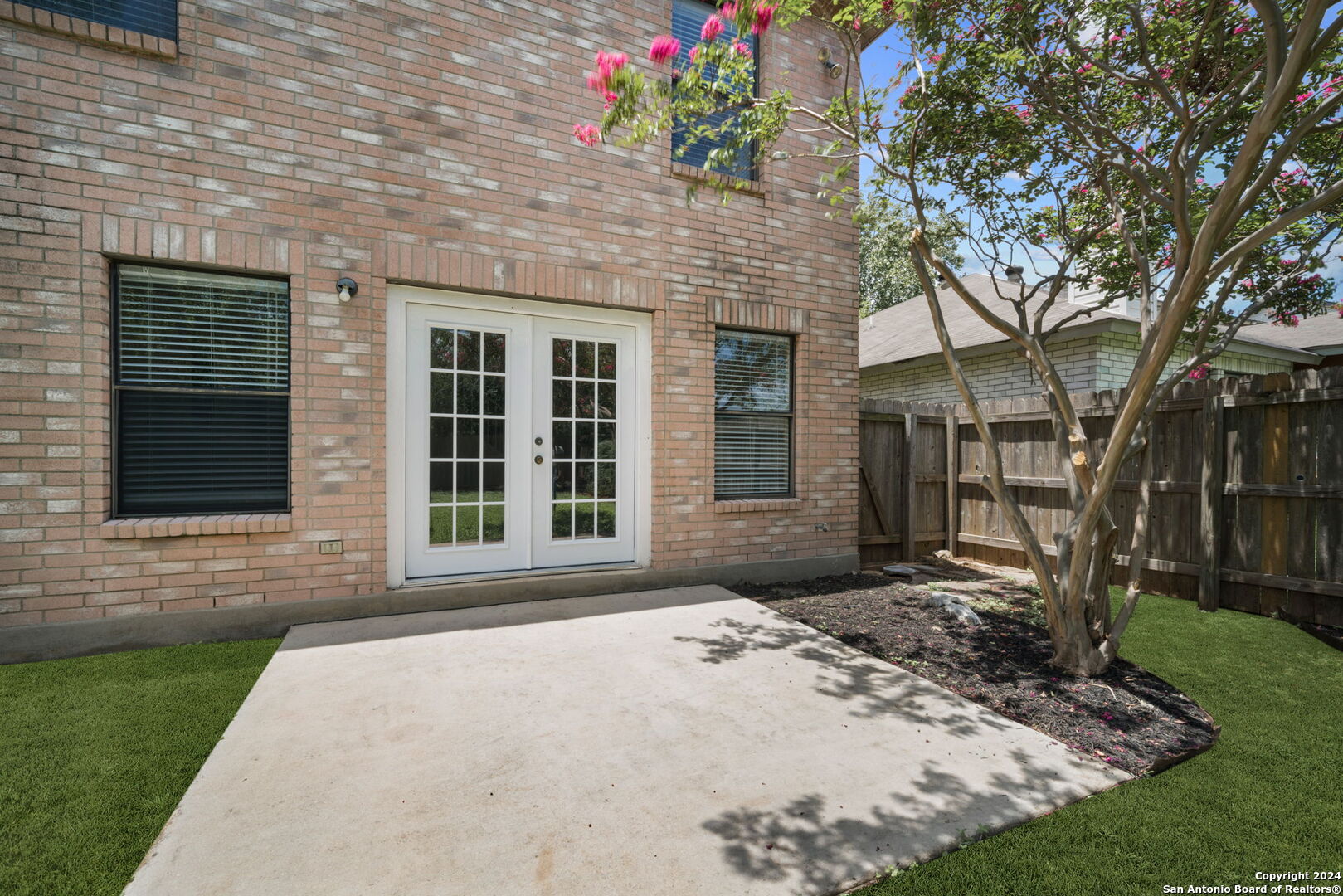 18626 CREEKSIDE PASS