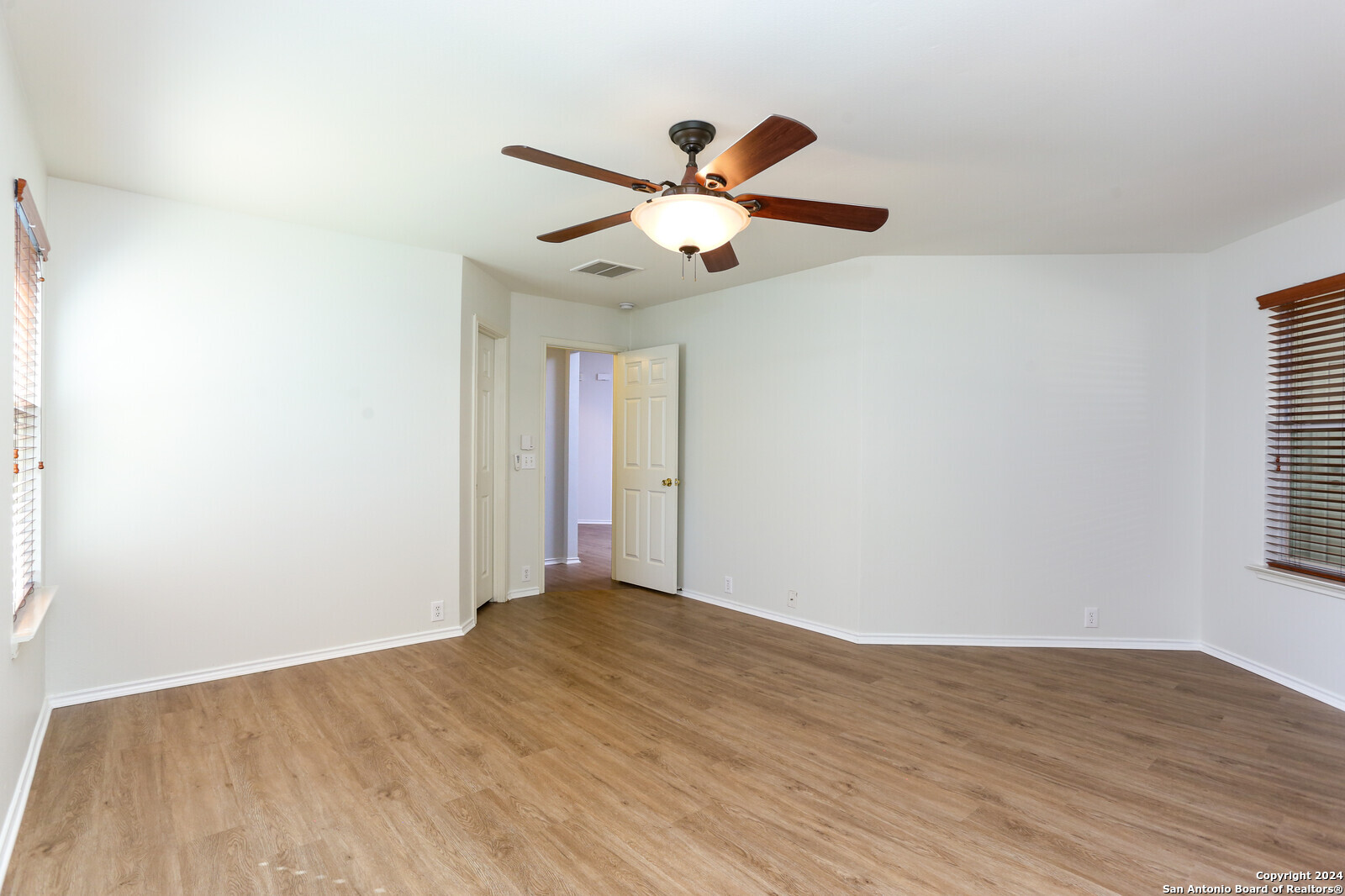 1615 Rainy Brook