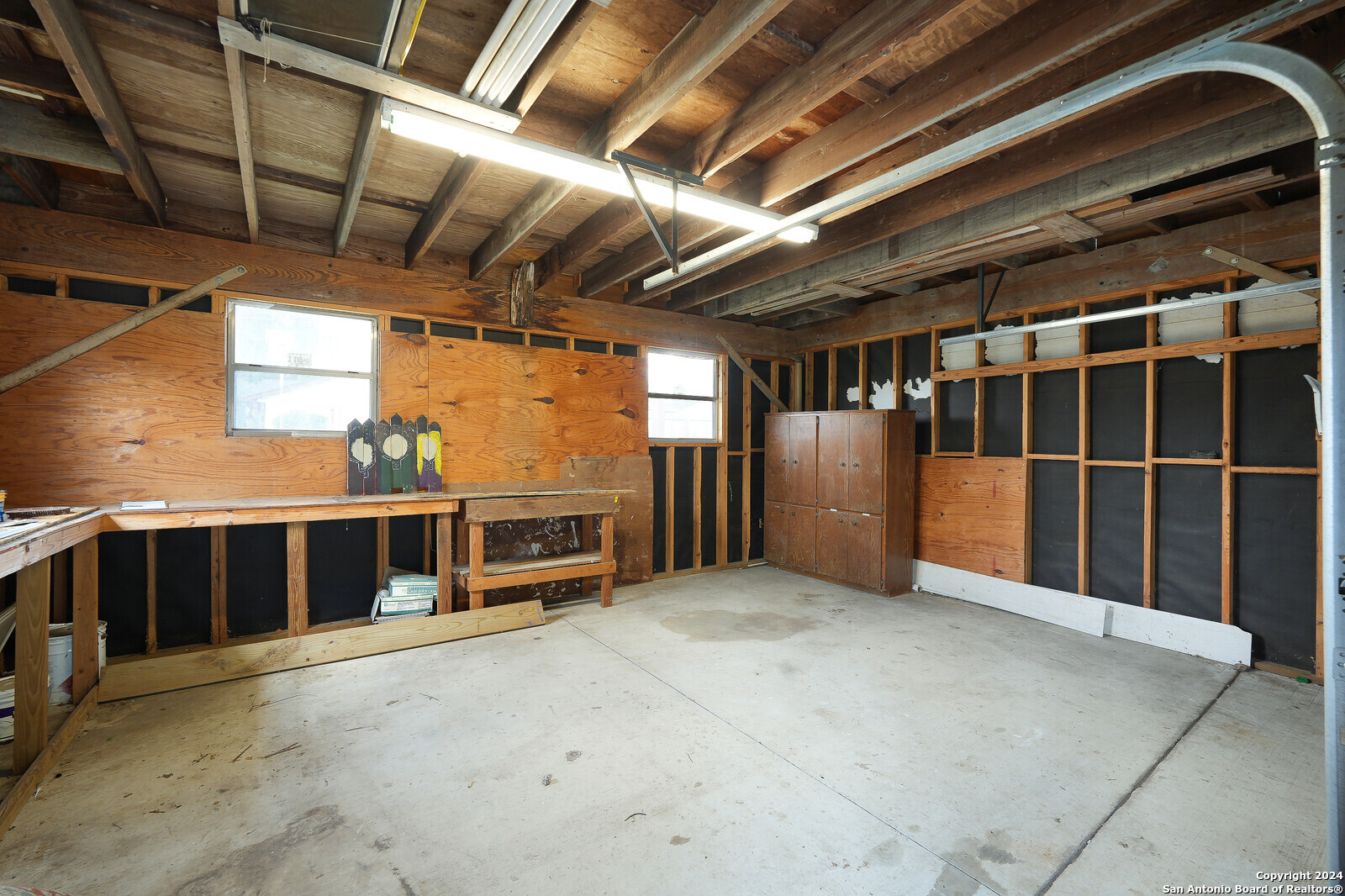 907 VANDERBILT ST