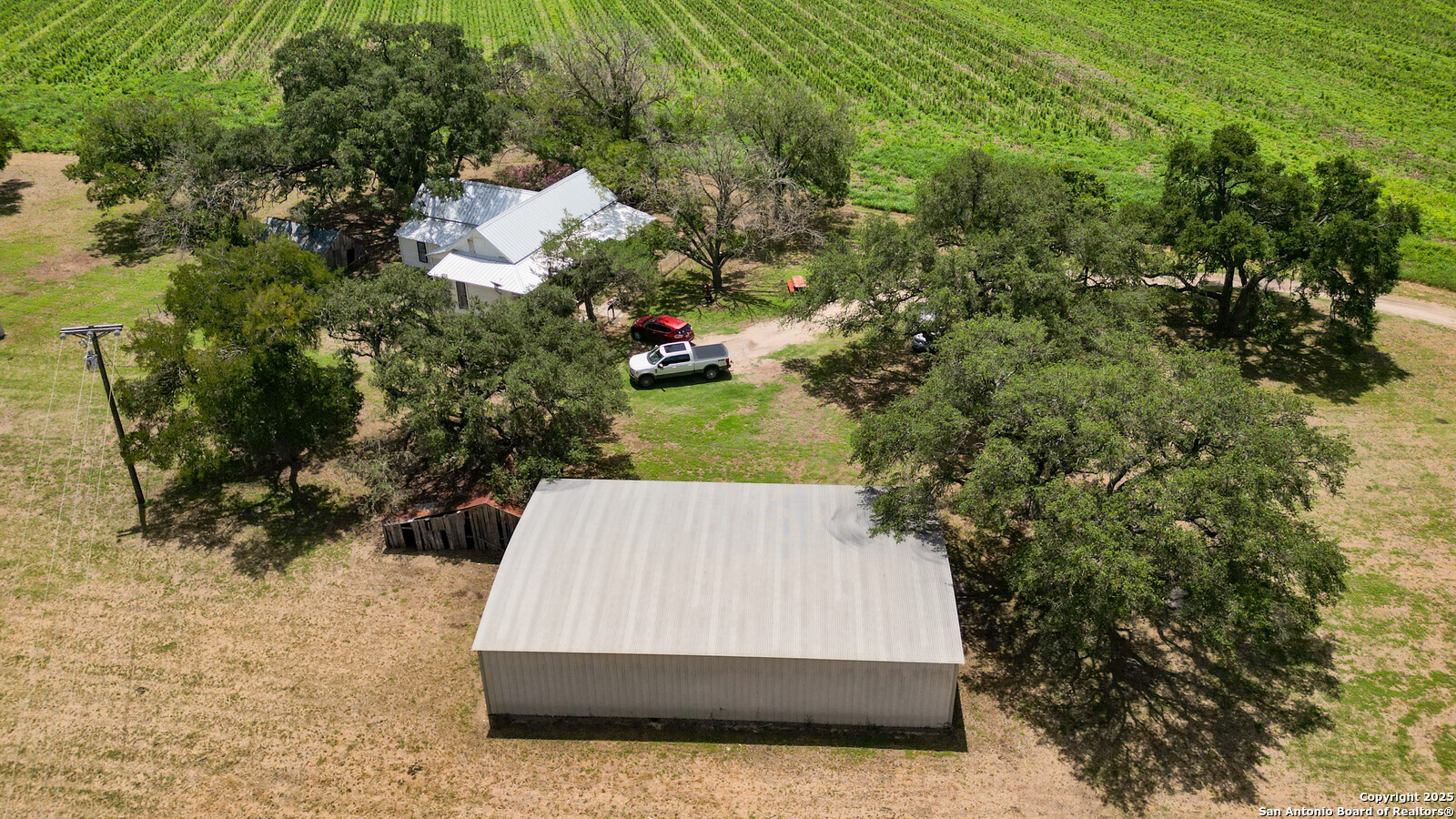 4901 Lower Seguin