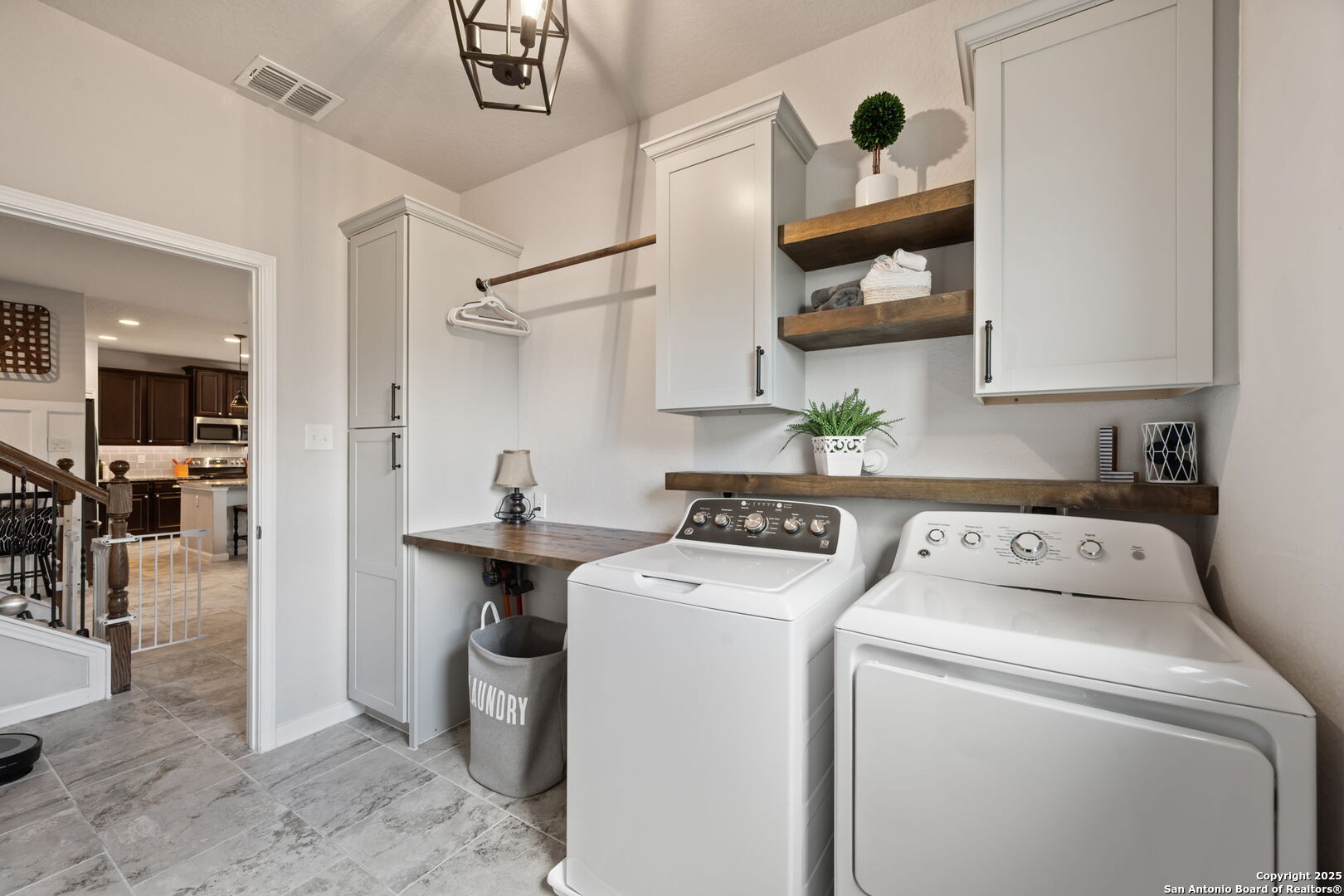 2943 Daisy Meadow