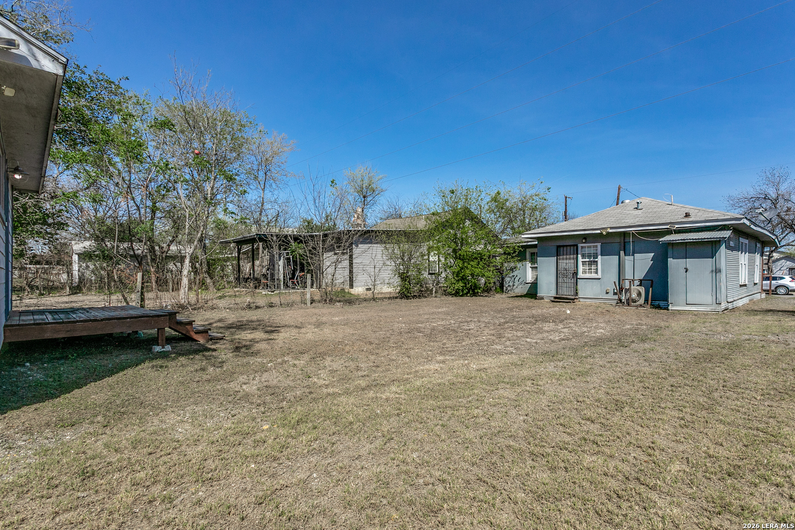 1526 Burnet