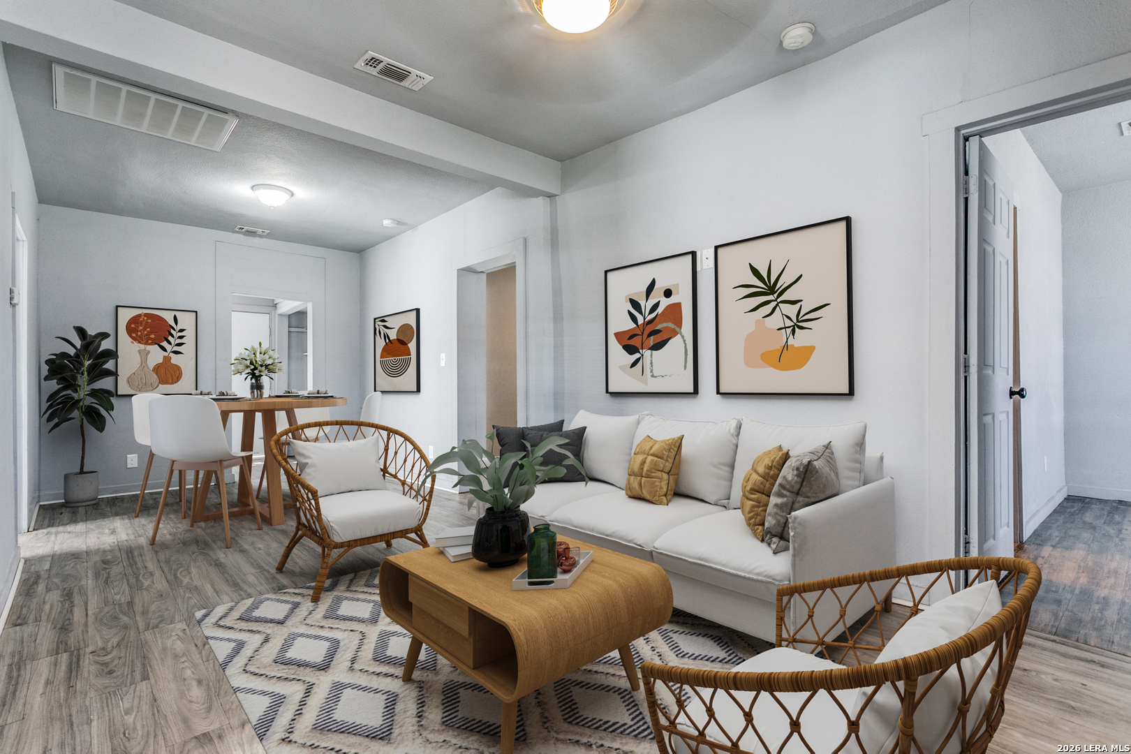 1526 Burnet
