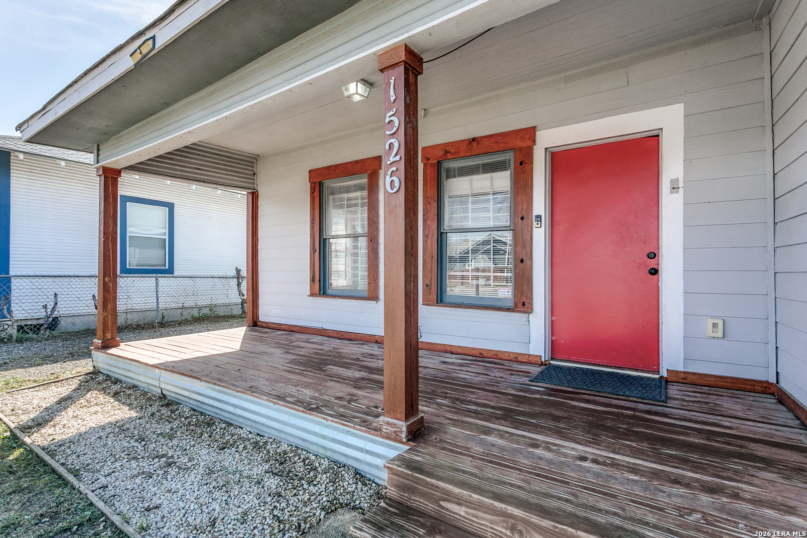 1526 Burnet