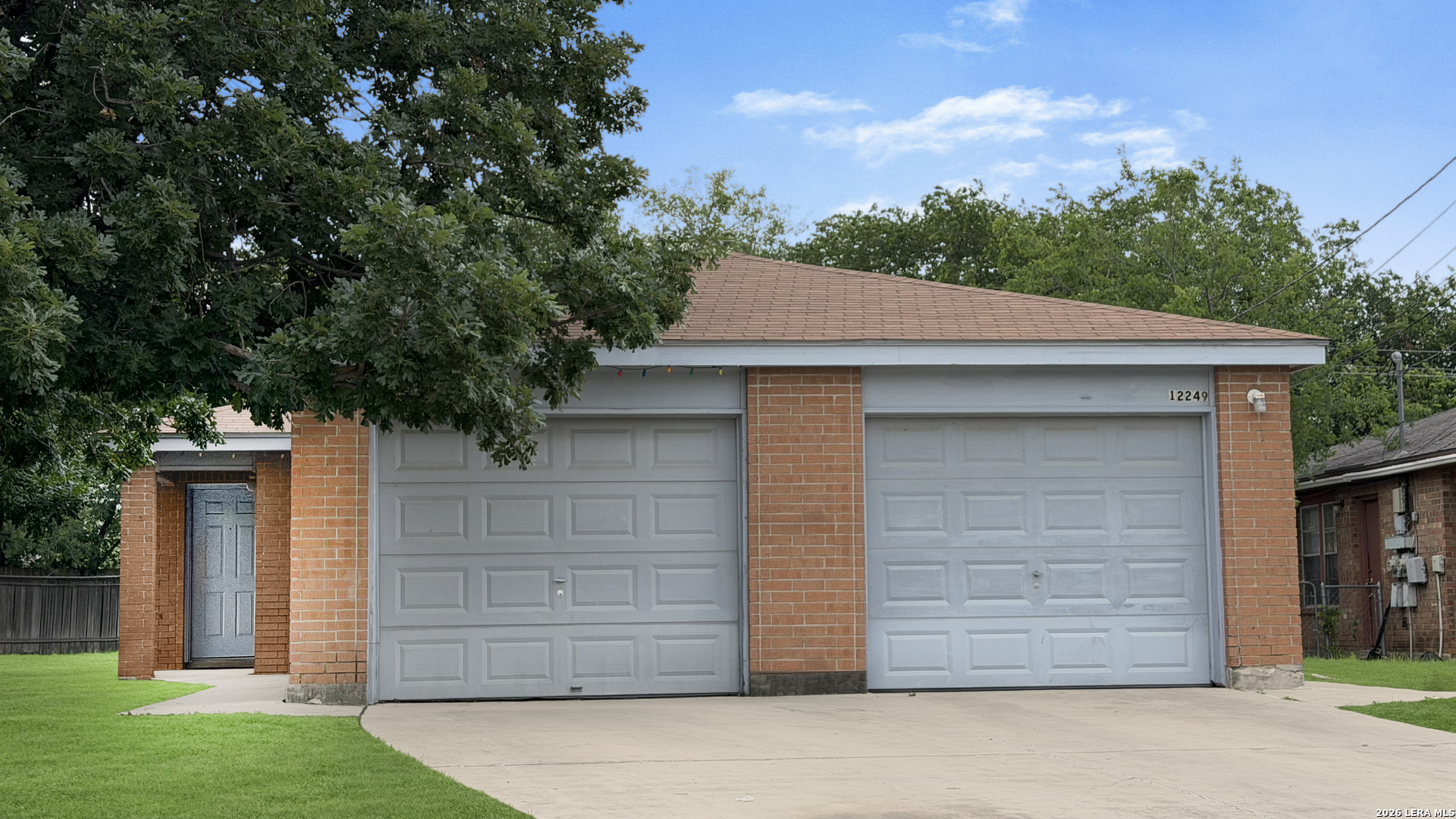 12247 & 12249 Maverick Bluff