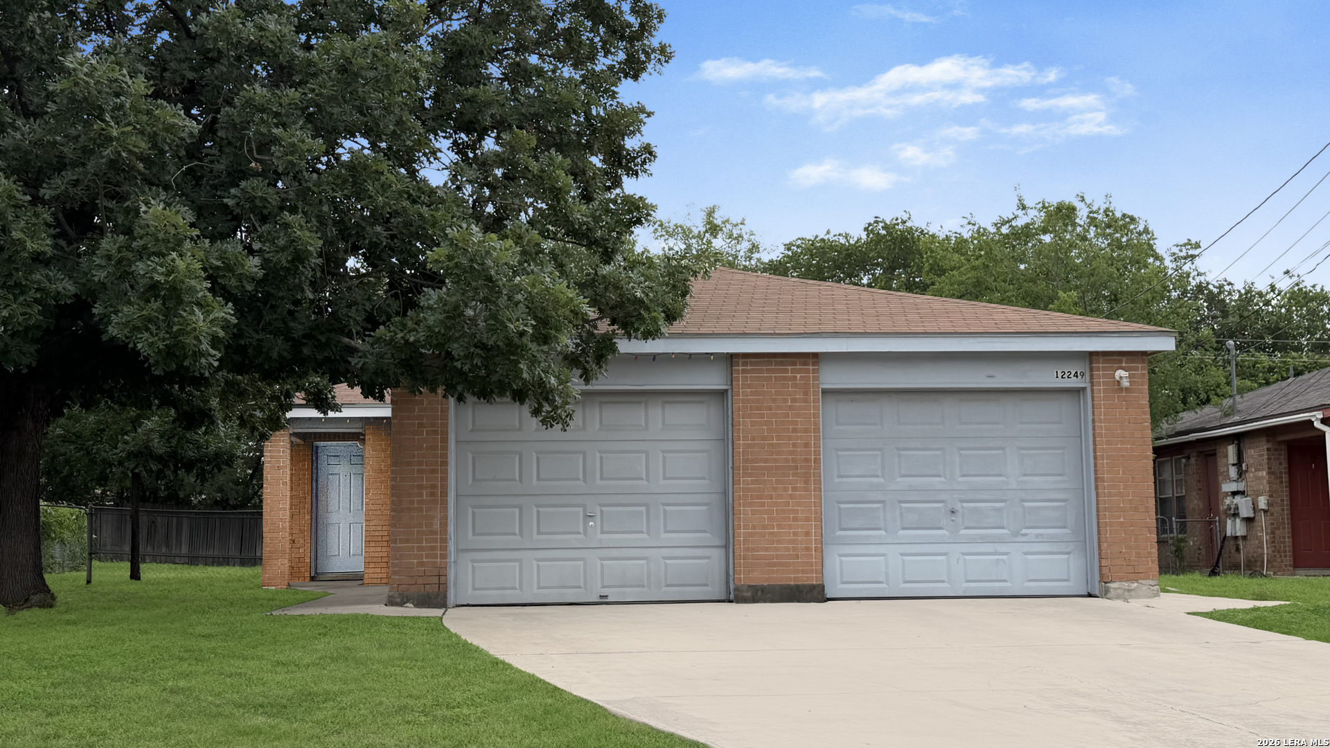 12247 & 12249 Maverick Bluff
