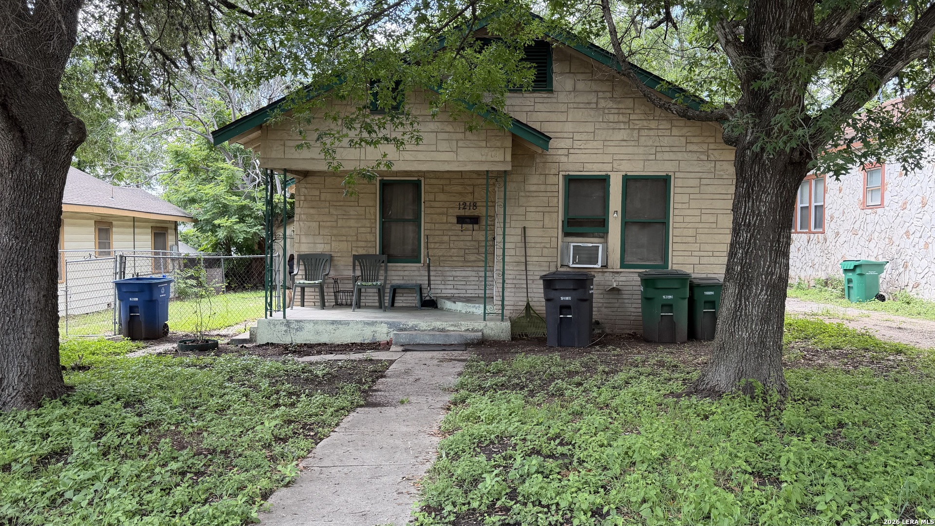 1218 KAYTON AVE
