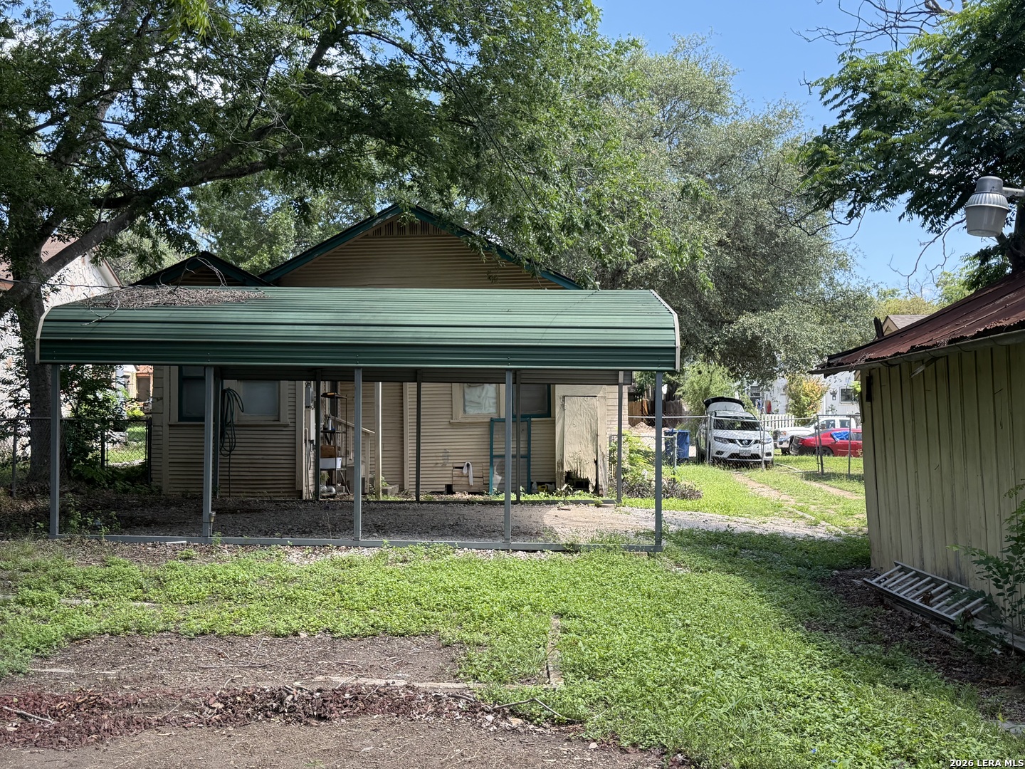 1218 KAYTON AVE