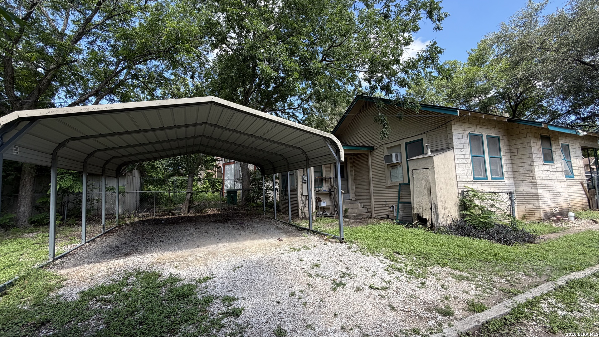 1218 KAYTON AVE