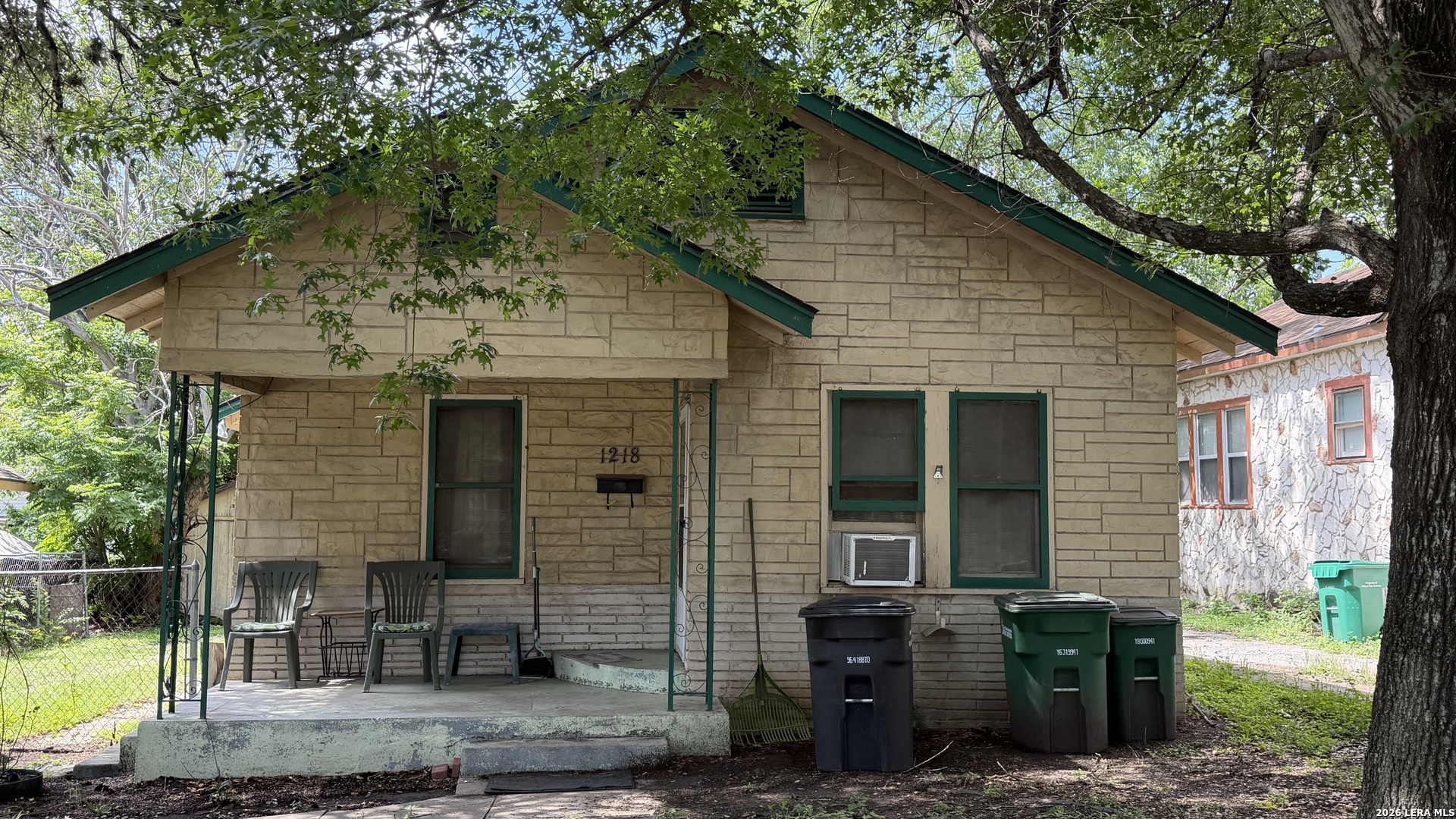 1218 KAYTON AVE