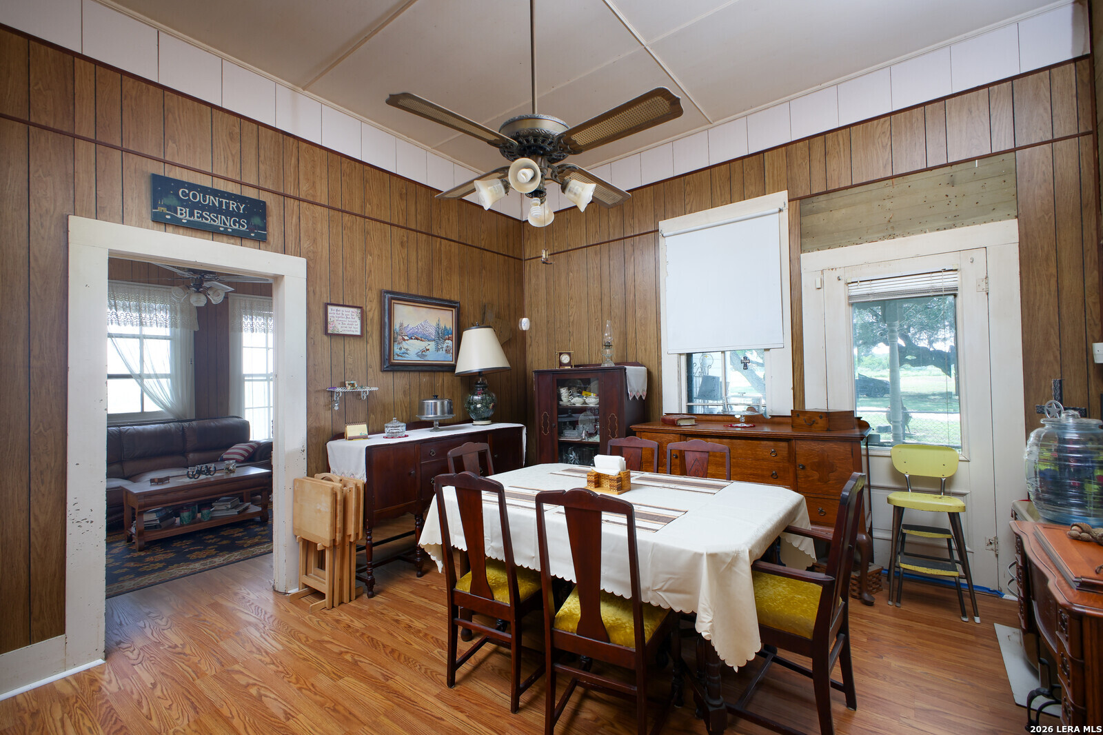 4901 LOWER SEGUIN (5 Acres) RD
