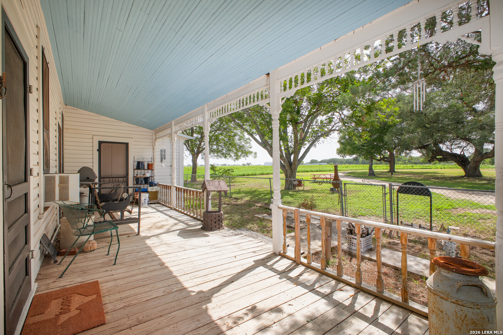 4901 LOWER SEGUIN (5 Acres) RD