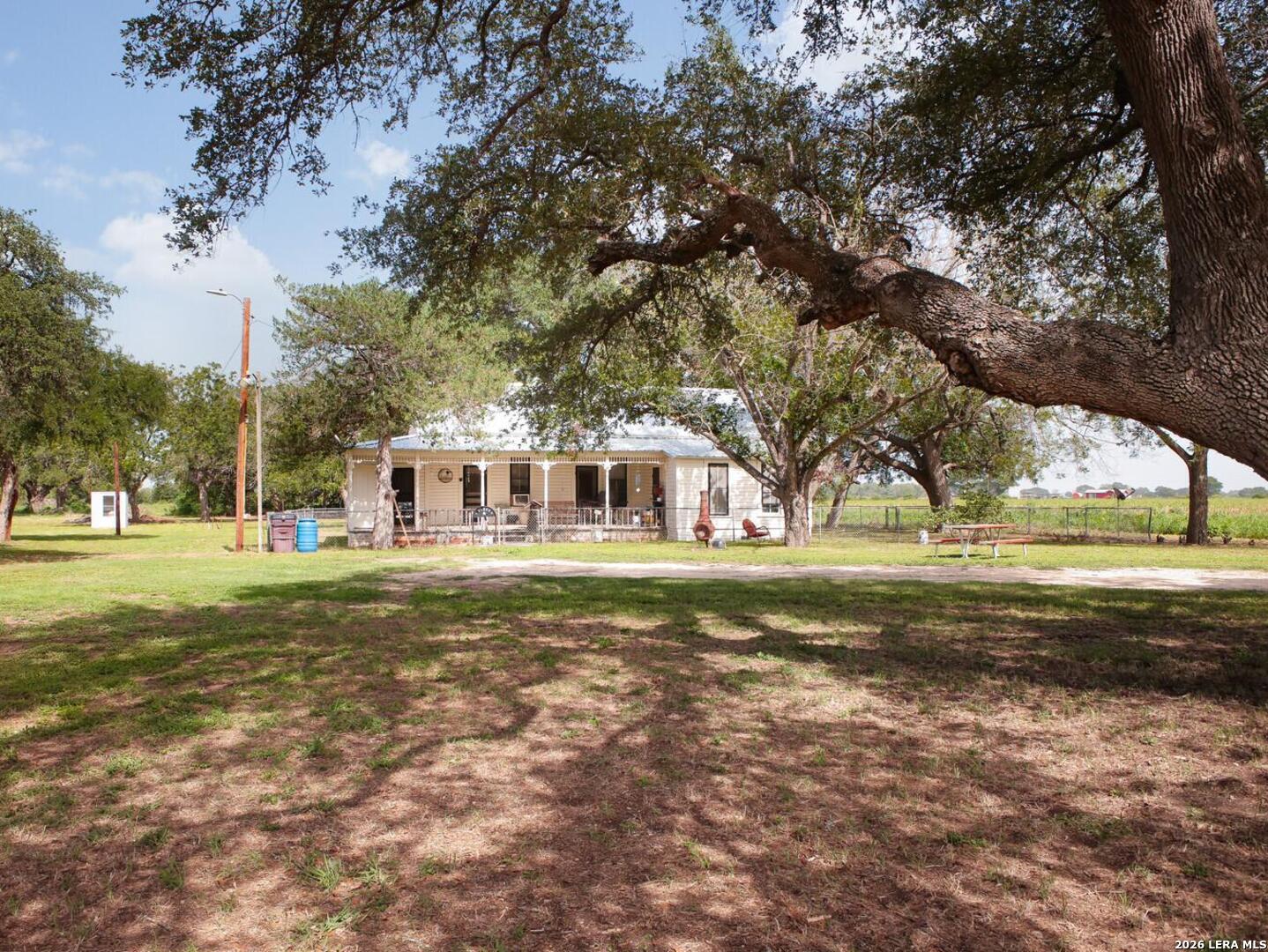 4901 LOWER SEGUIN (5 Acres) RD