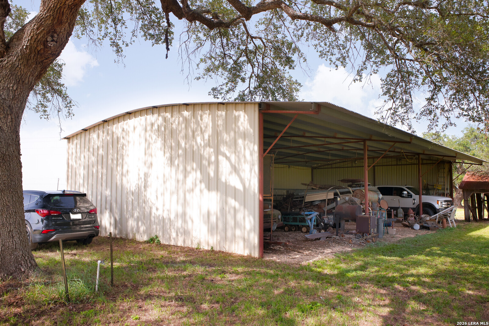 4901 LOWER SEGUIN (5 Acres) RD