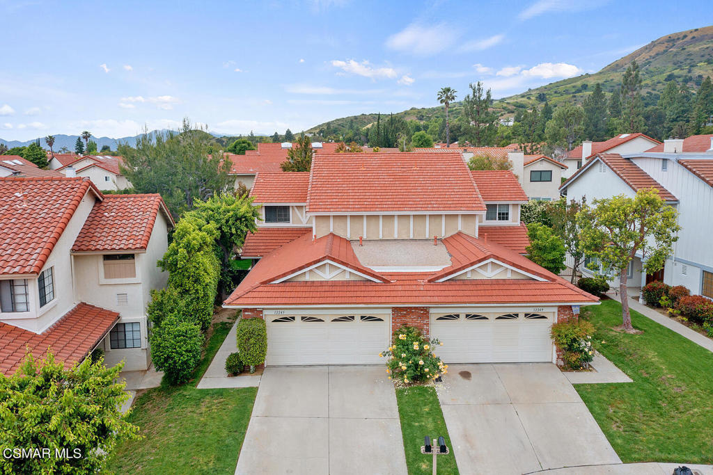 12245 Shady Hollow Lane