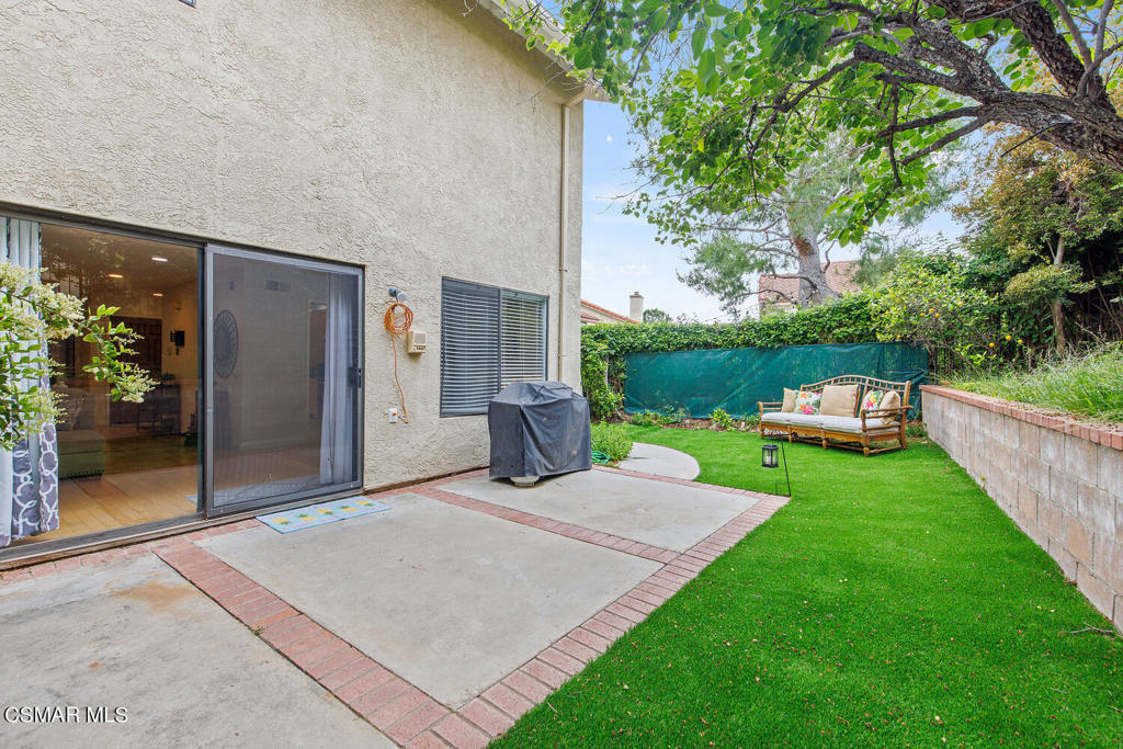 12245 Shady Hollow Lane