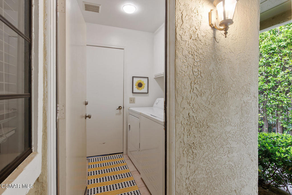 12245 Shady Hollow Lane