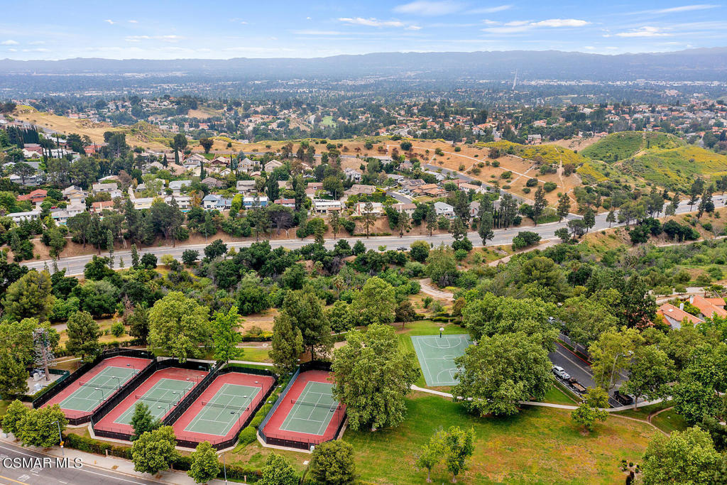 12245 Shady Hollow Lane