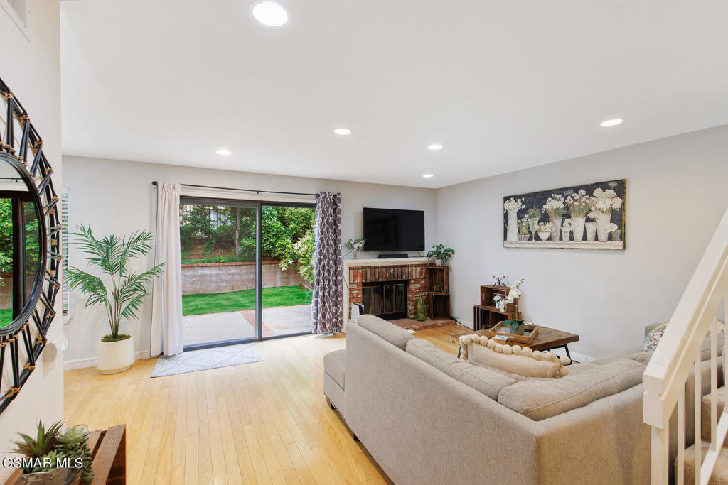 12245 Shady Hollow Lane