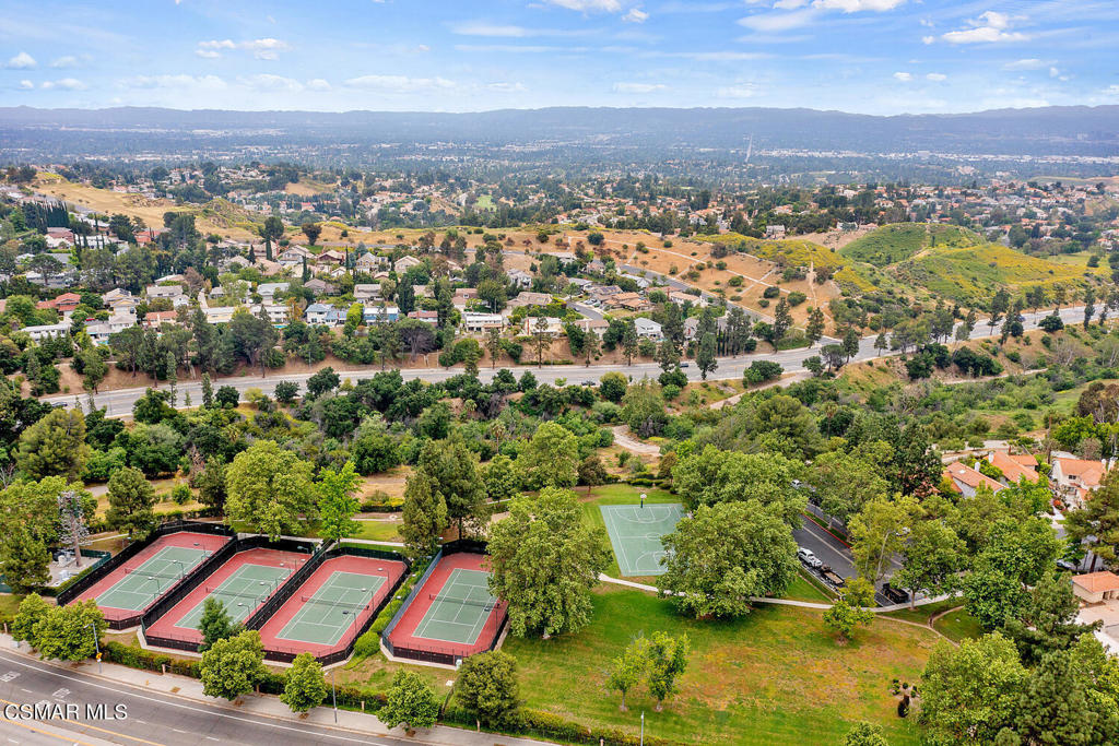 12245 Shady Hollow Lane