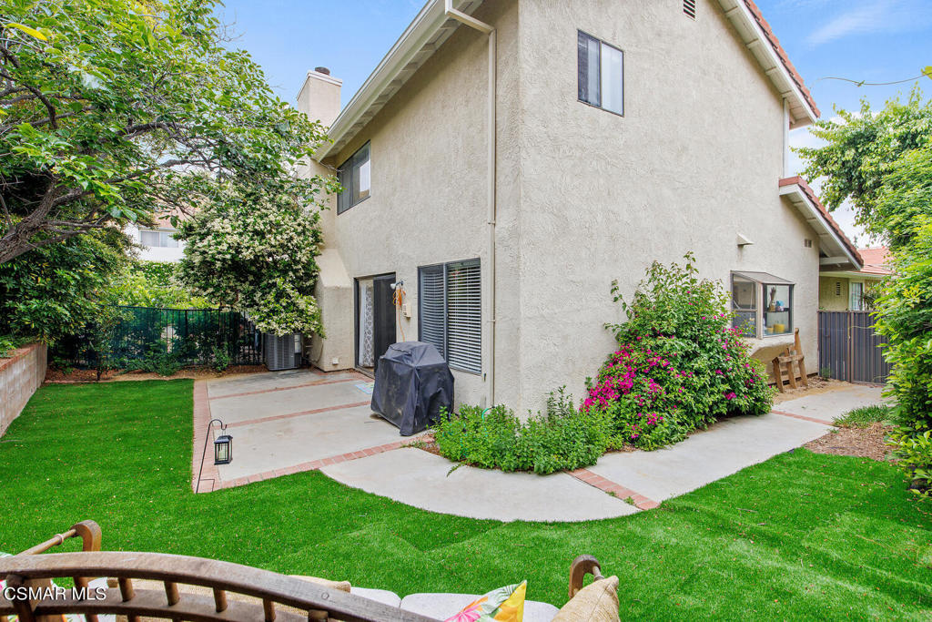 12245 Shady Hollow Lane