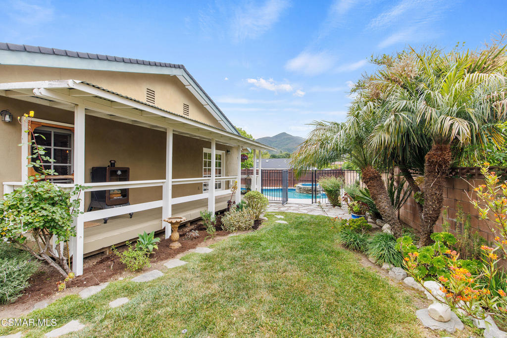 1045 Riopelle Court