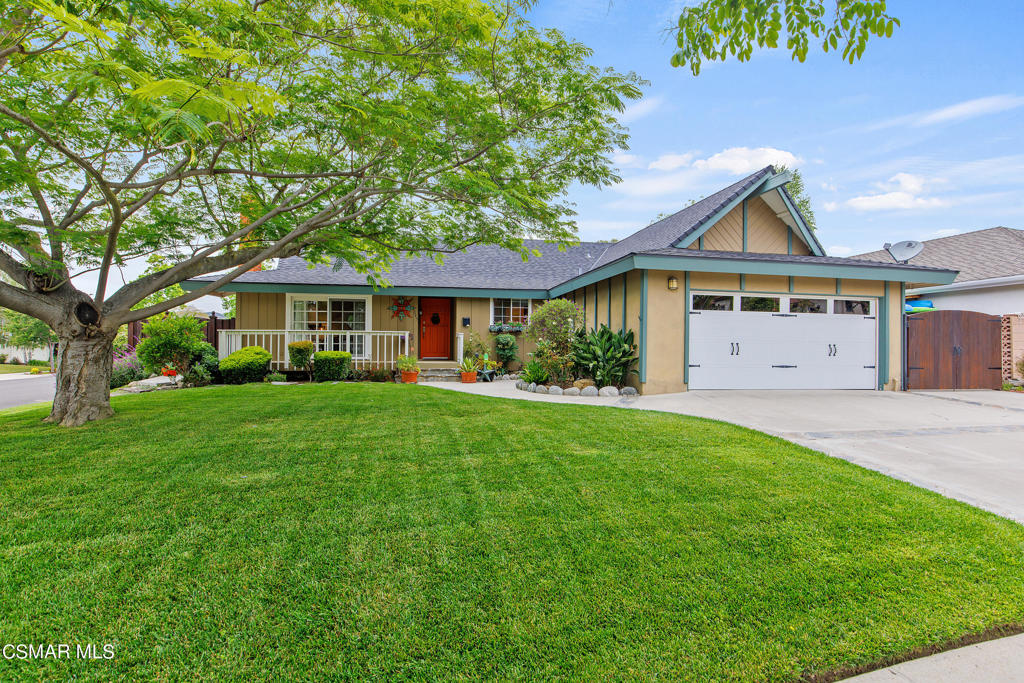 1045 Riopelle Court