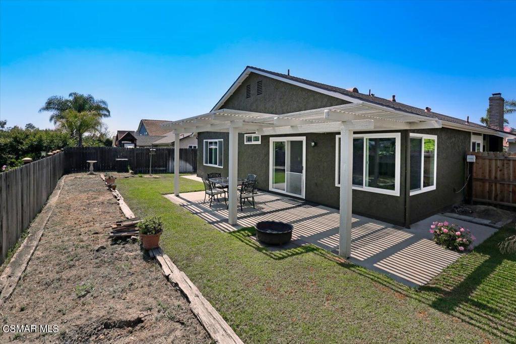 6130 Saddleback Way
