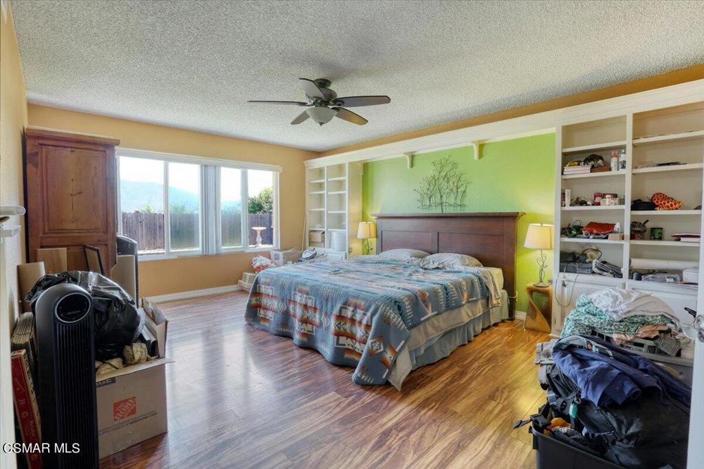 6130 Saddleback Way