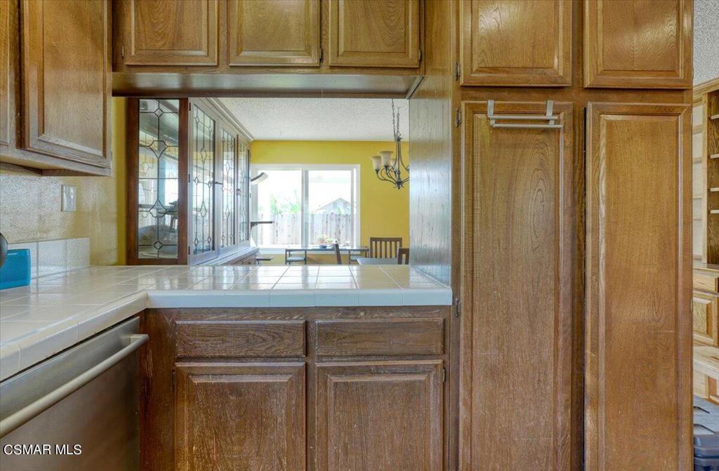 6130 Saddleback Way