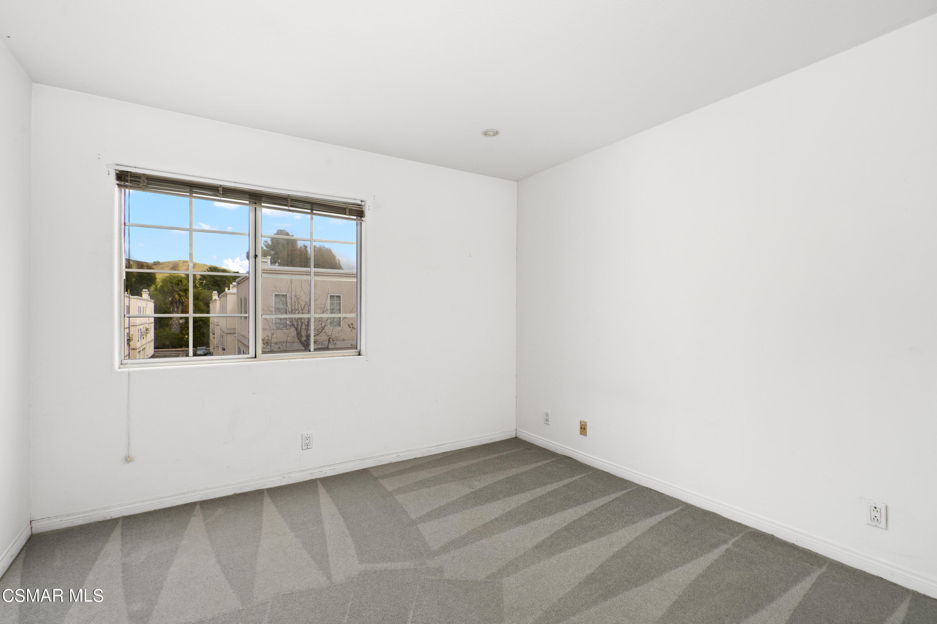 5340 Las Virgenes Road, 2